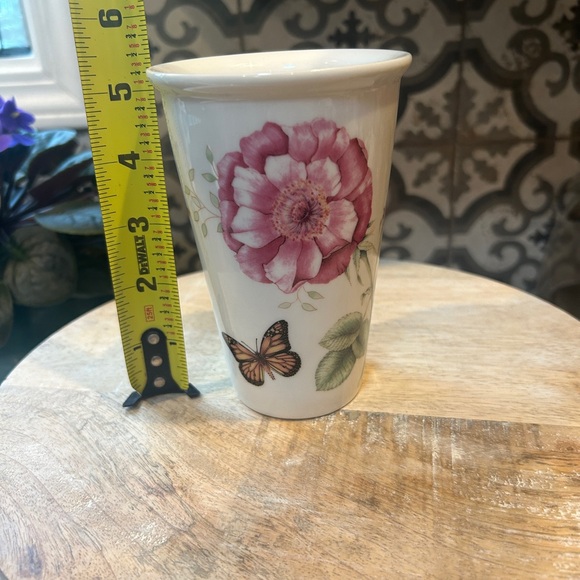 LENOX DISCONTINUED DESIGN “BUTTERFLY MEADOW” TRAVEL MUG WITH LID- EUC - Picture 9 of 12